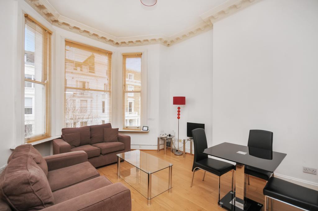 Access Earls Court Apartment Лондон Екстериор снимка